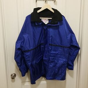 Men's Weather-Rite Size Large Long Sleeve Storm coat Waterproof / Insulated